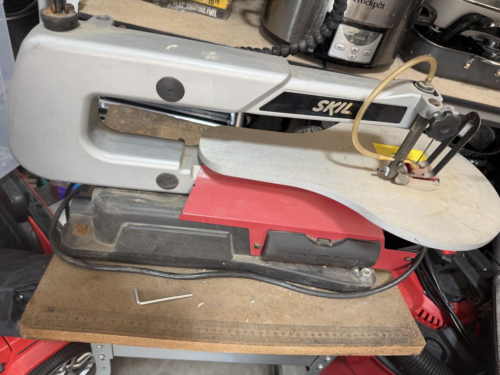 SKIL 3335 16-Inch Variable Speed Scroll Saw