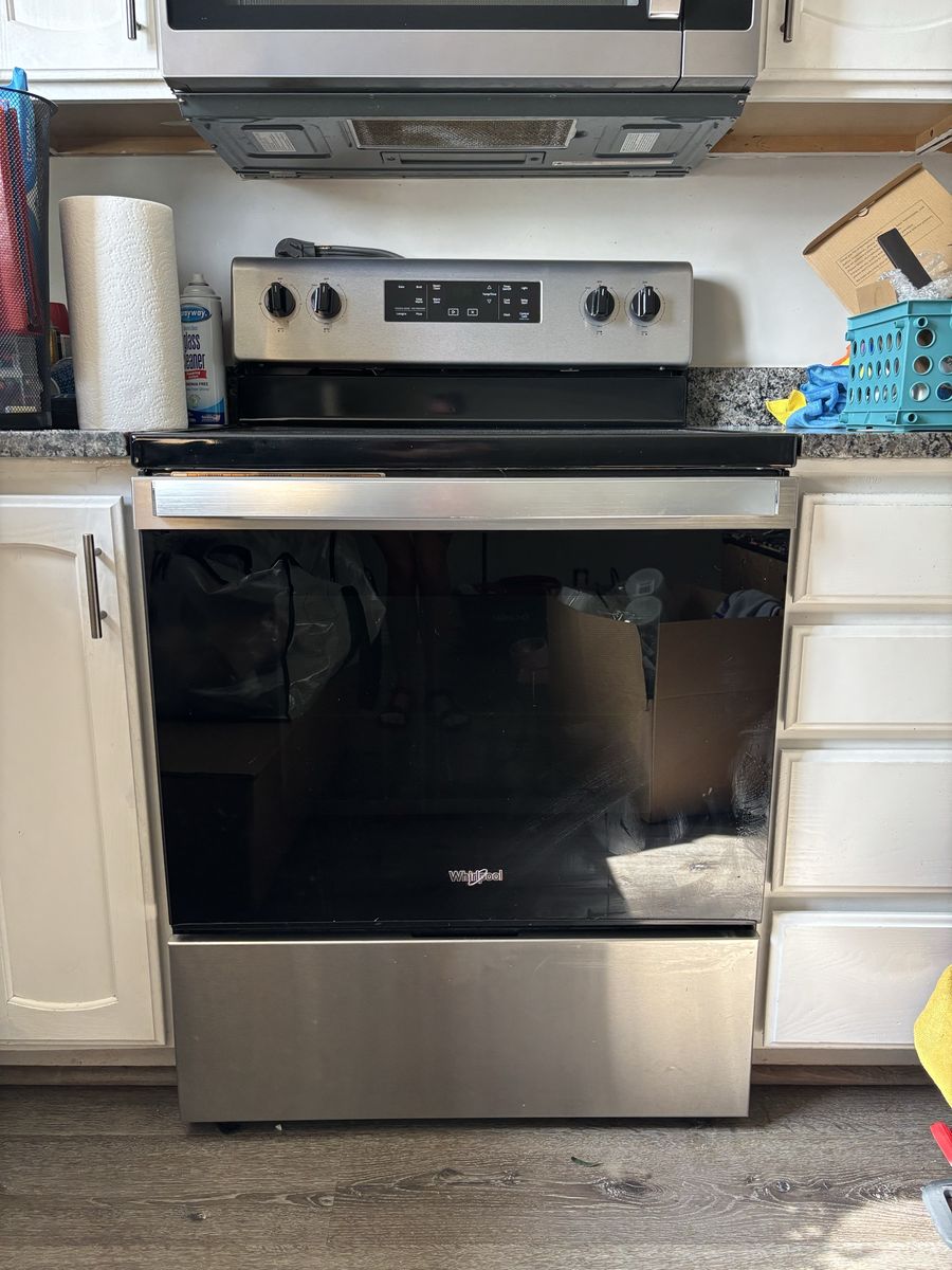 Whirlpool Electric Range Oven Stainless Steel Black Glass Top