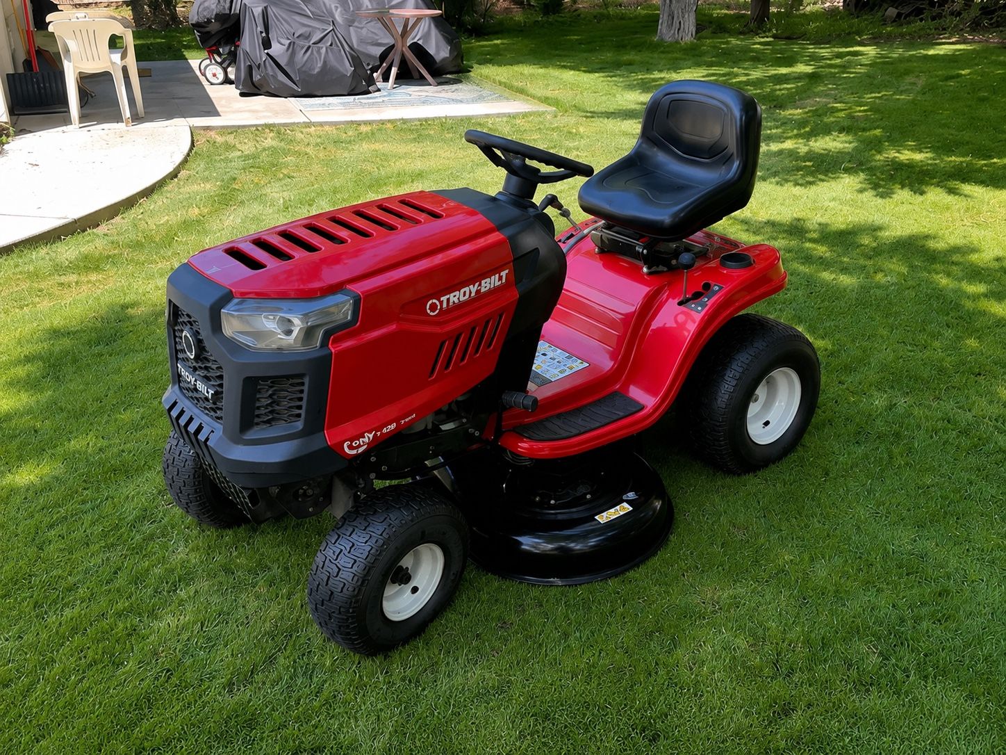 Troy-Bilt Pony 42B 42-Inch Riding Lawn Mower Tractor