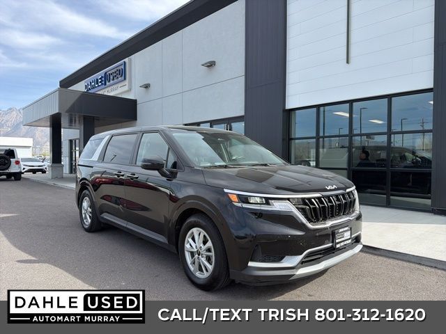 2024 Kia Carnival LX