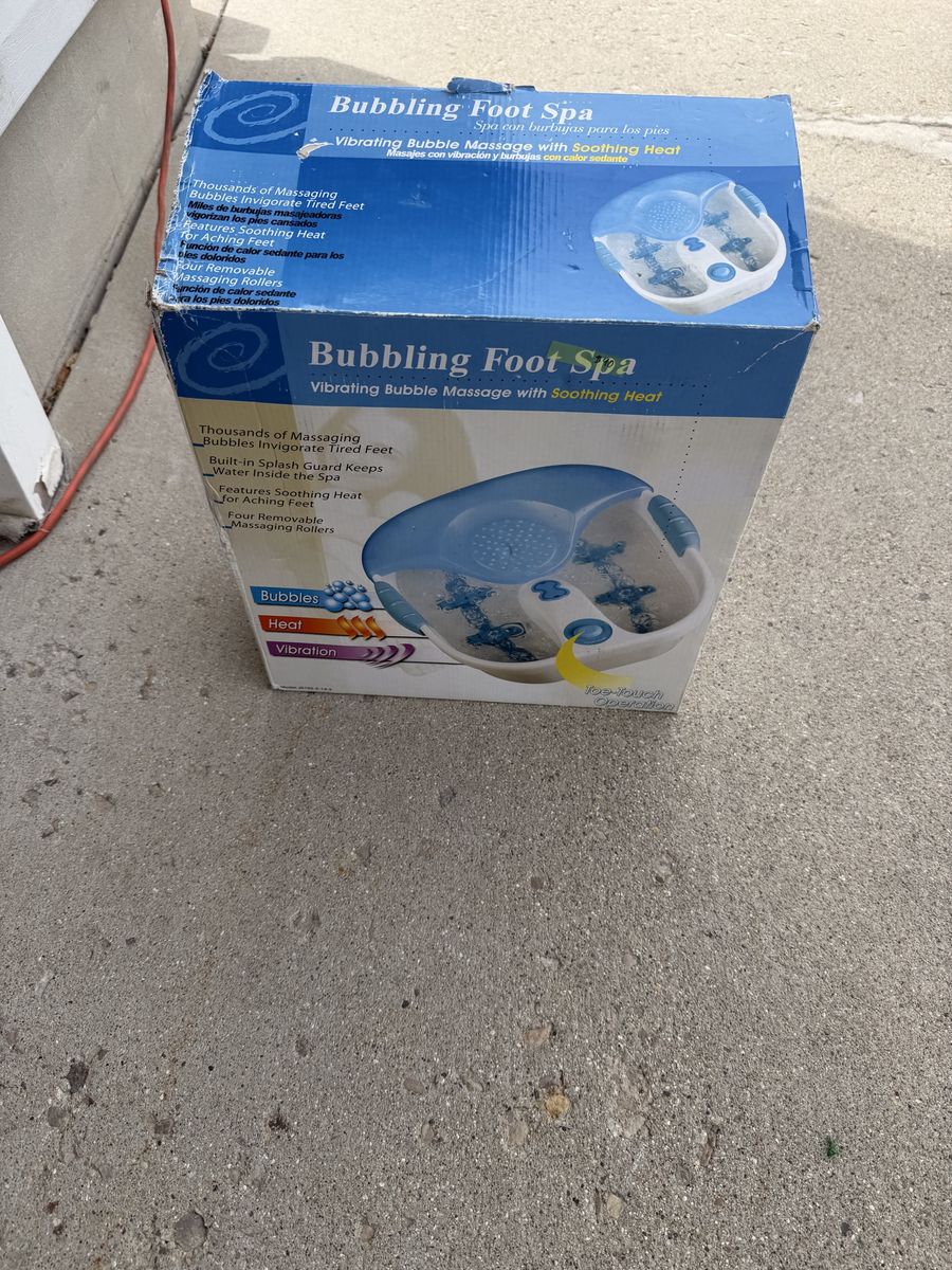 Bubbling Foot Spa Vibrating Bubble Massage with Soothing Heat