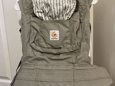 Ergobaby carrier with infant insert