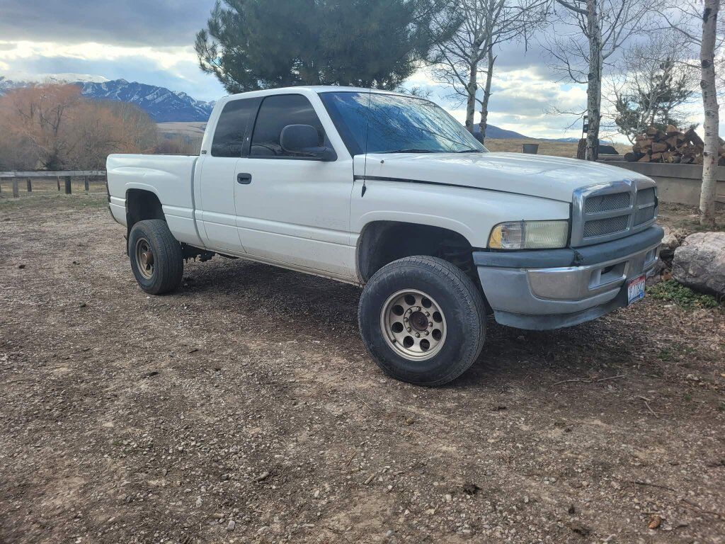 2001 Dodge Ram 2500 Laramie SLT