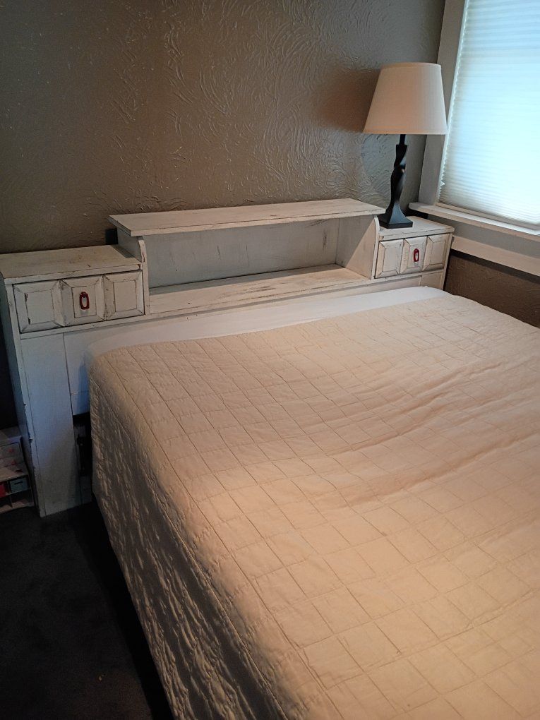 Full bedframe headboard and footboard