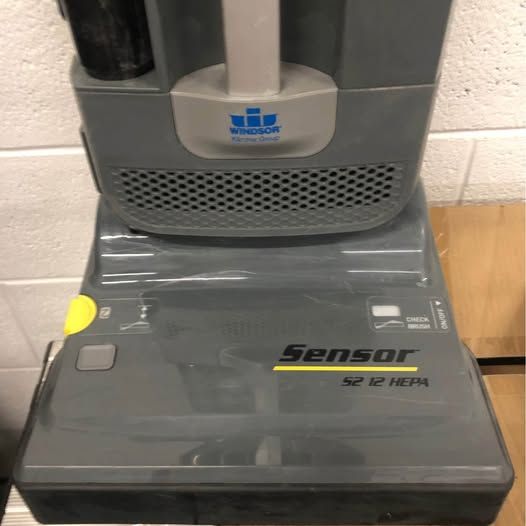 Commercial Vacuum Upright NEW