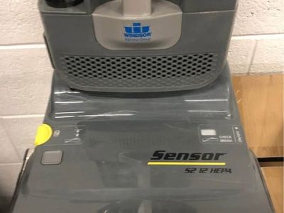 Commercial Vacuum Upright NEW
