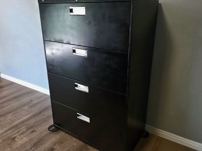 HON 36" W, 4-Drawer Lateral File Cabinet, Locking (with key), Letter/Legal