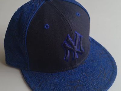 New York Yankees MLB Blue and Black Patterned Snapback Hat