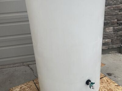 300 Gallon Water Tank Emergency Storage