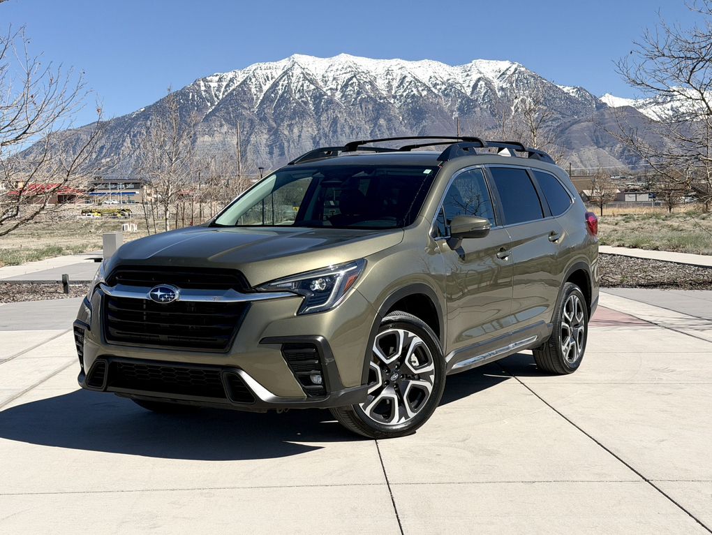2023 Subaru Ascent Limited 8-Passenger