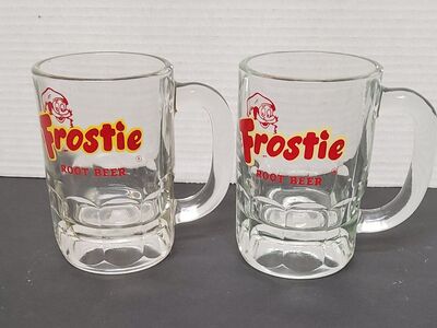 Pair of Vintage Frosty Root Beer Mugs. 5" tall