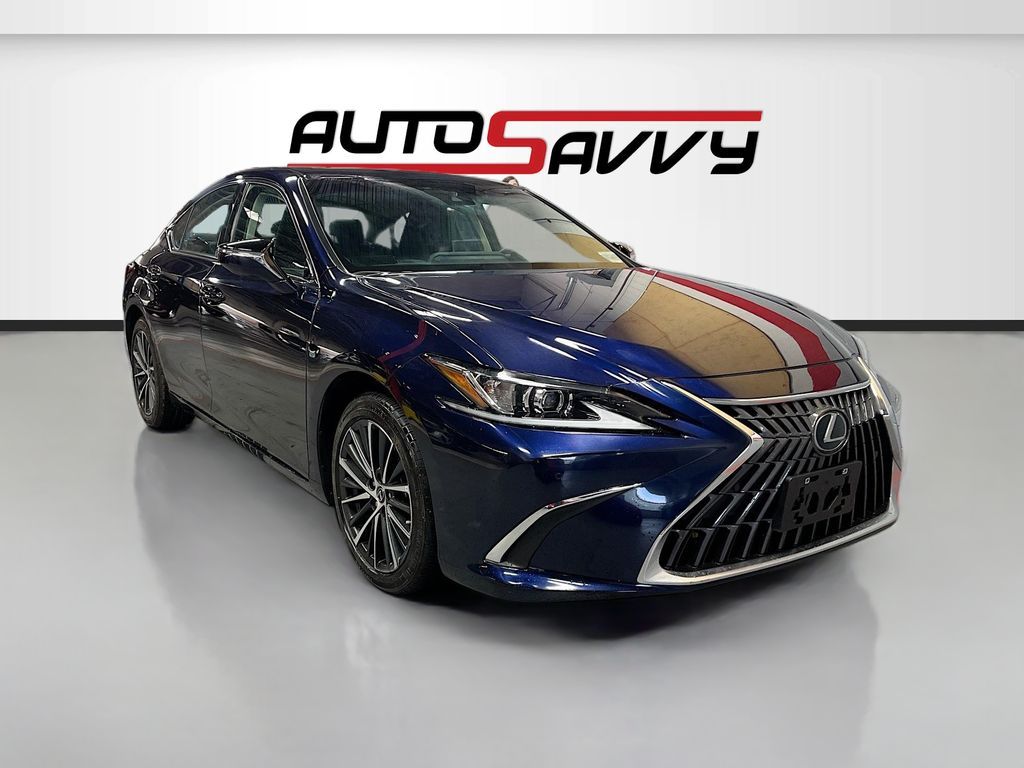 2024 Lexus ES Base