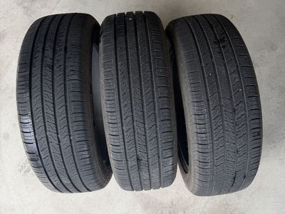 Omnimax Velocity Crossover 225/55 R19