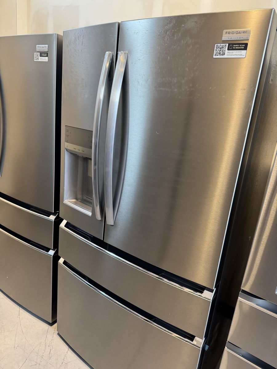 New Scratch and dent Frigidaire Gallery French door Refrigerator