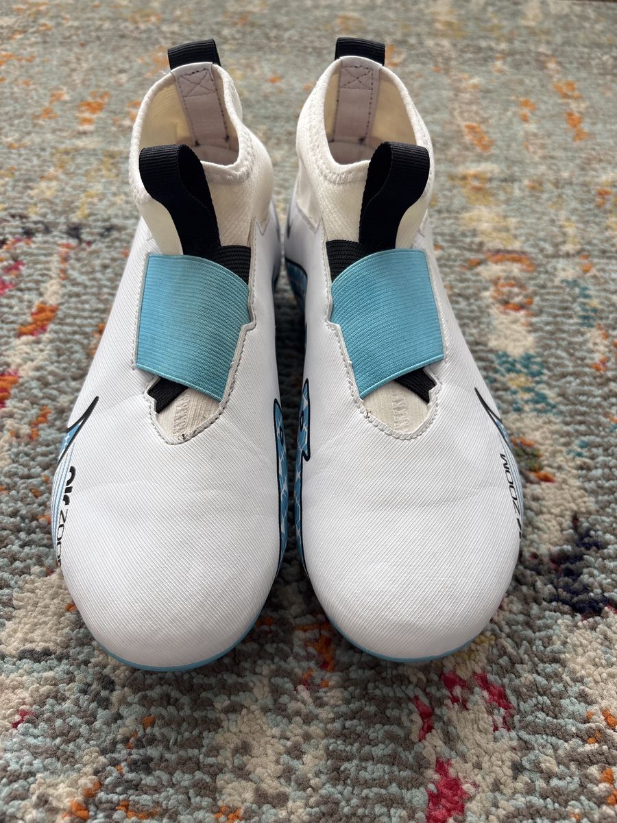 Nike Air Zoom Soccer Cleats Size 5 1/2