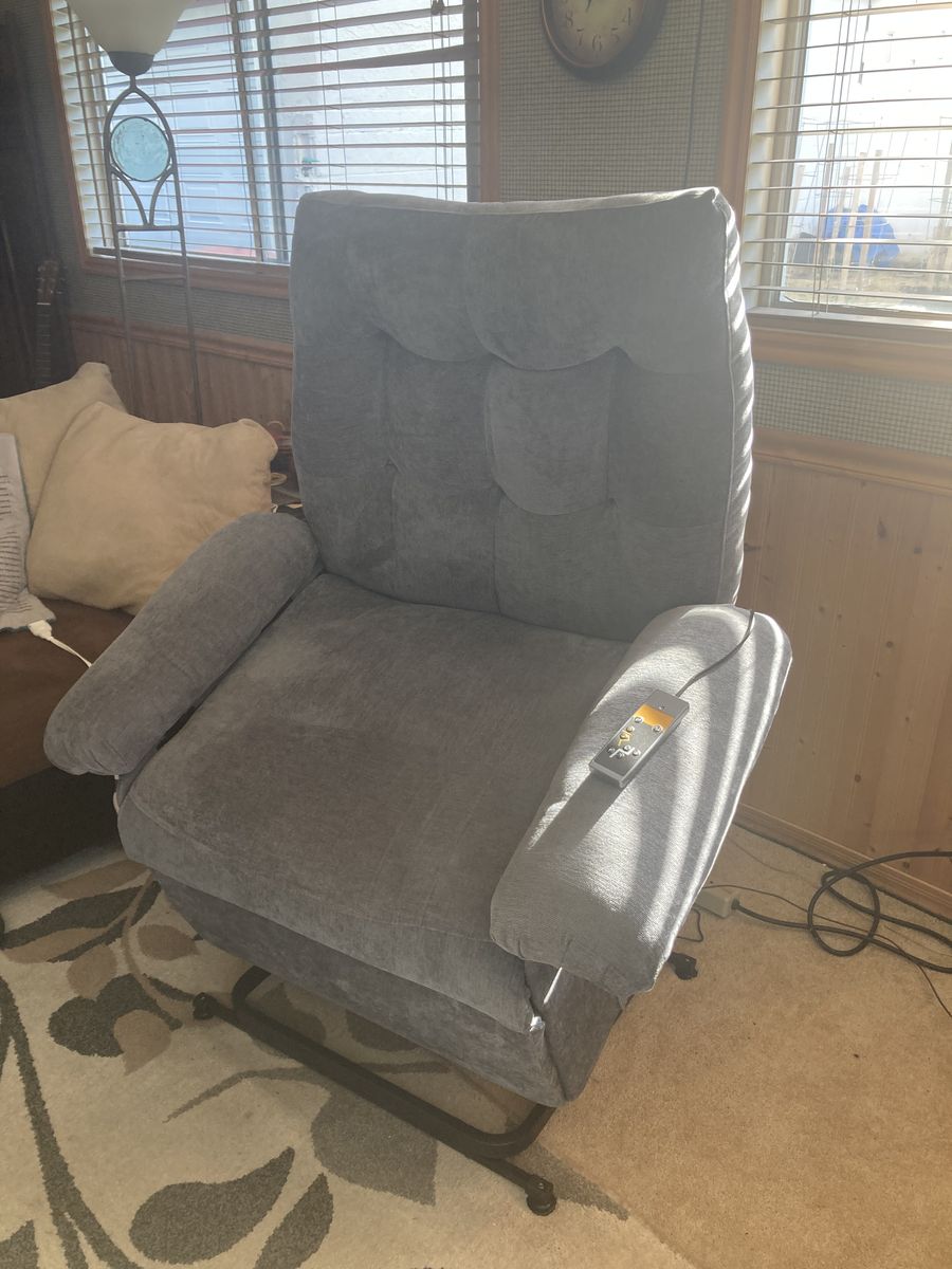 Recliner/lift chair