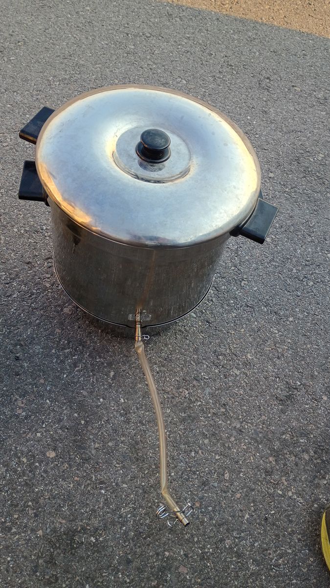 Main image 2