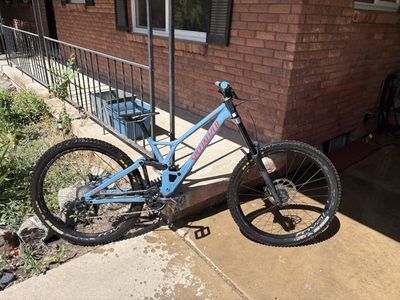 Specialized Demo DH MB