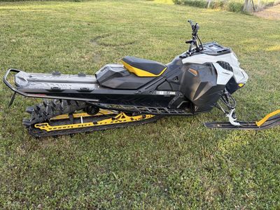 2023 Skidoo Summit 850