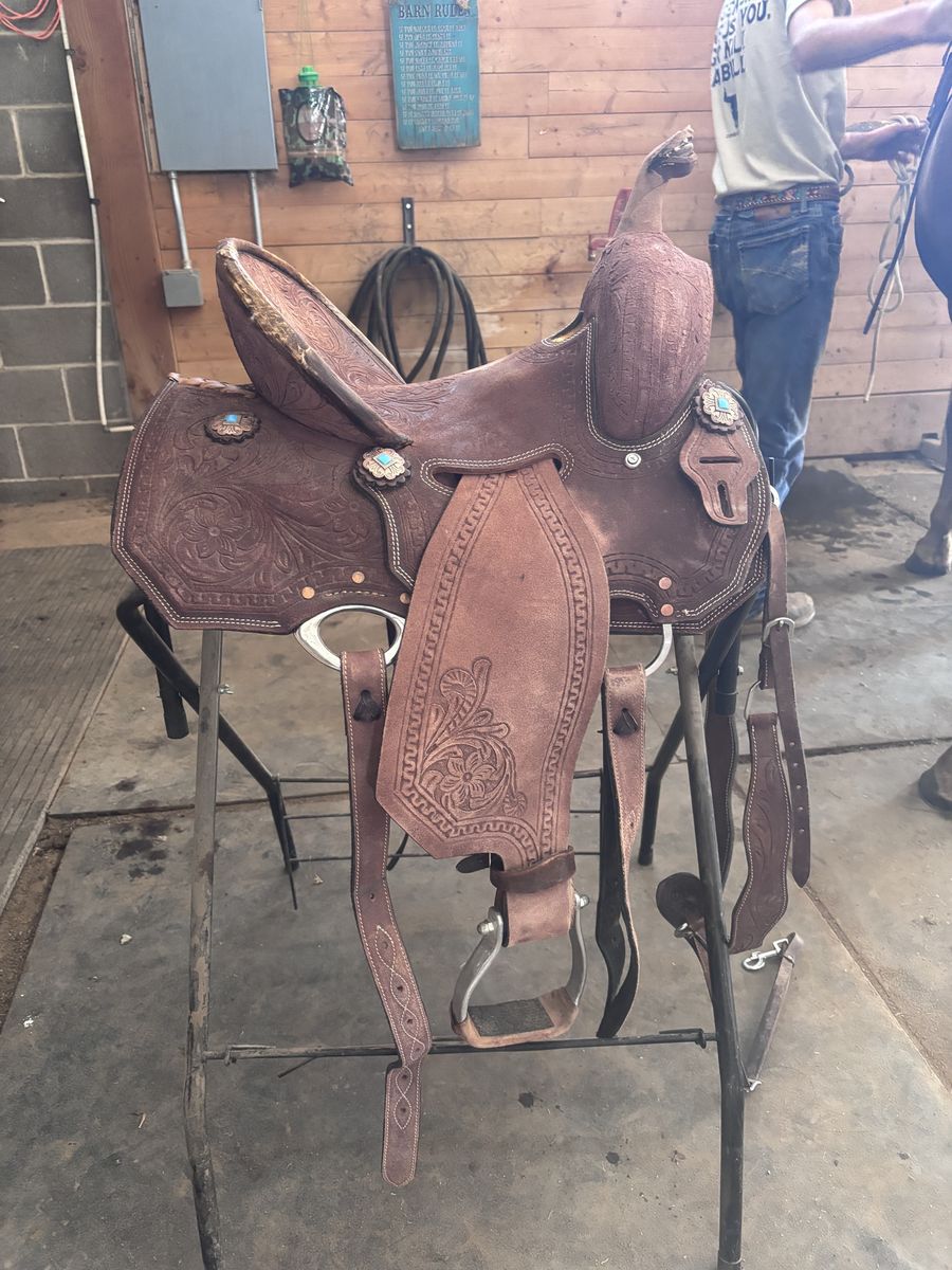 14.5 Barrel Saddle 