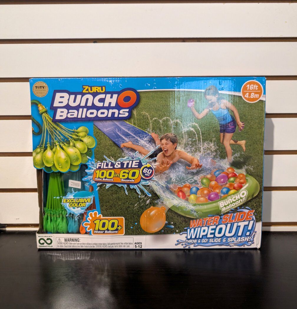 Zuru Bunch O Balloons Water Slide Wipeout with 100 Water Balloons
