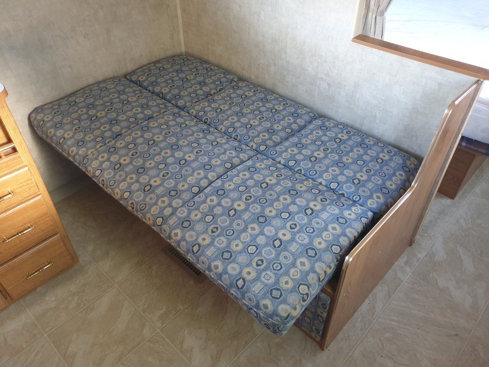 Main image 8