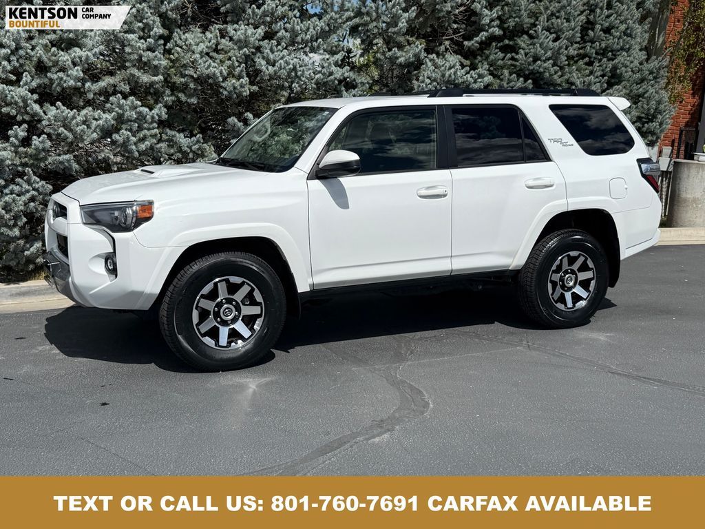 2024 Toyota 4Runner TRD Off-Road