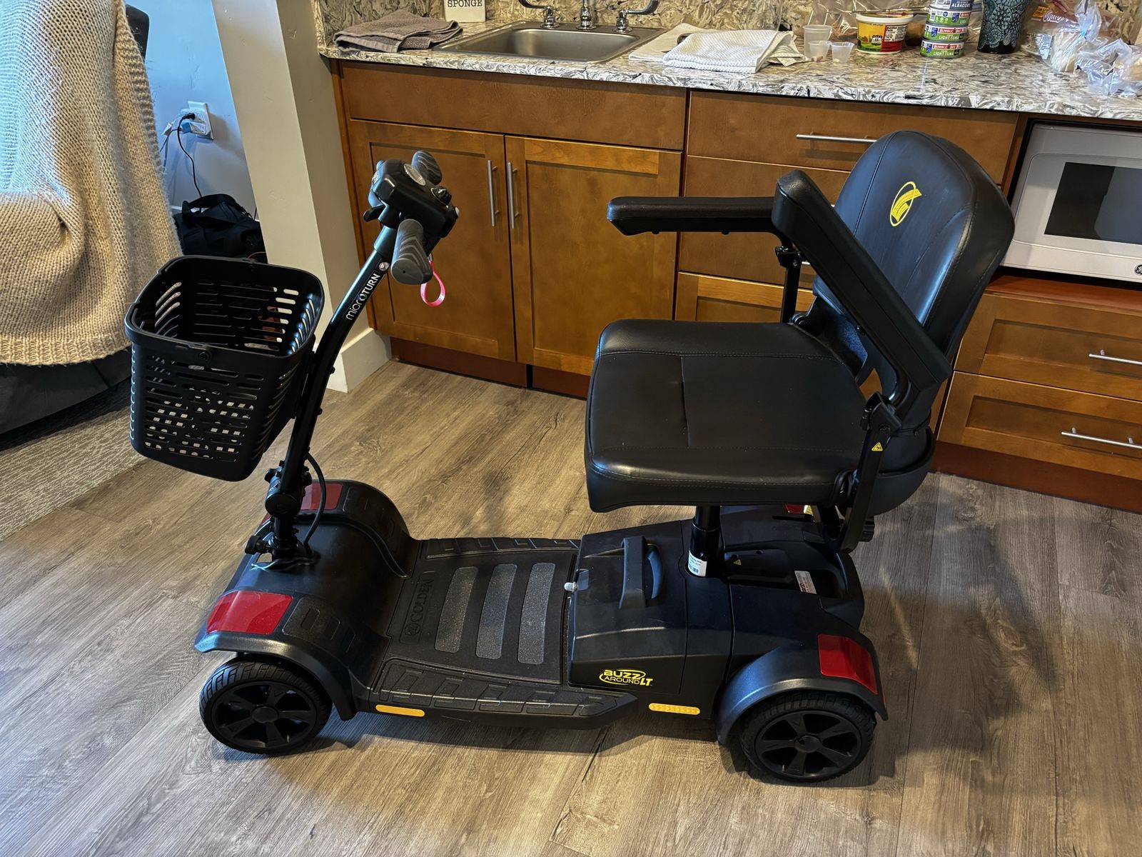 Electric scooter
