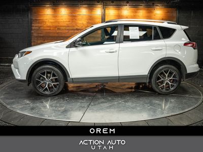 2017 TOYOTA RAV4 SE