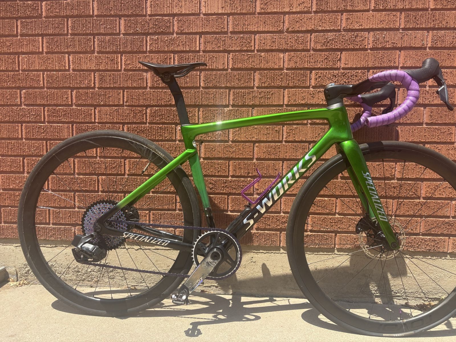 Carbon Road Bike(read description)