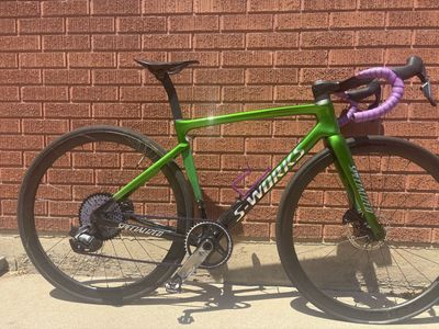 Carbon Road Bike(read description)