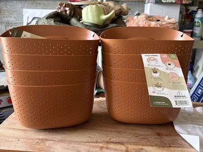 Wally Eco Terracotta Vertical Garden Wall Planters – Set of 8