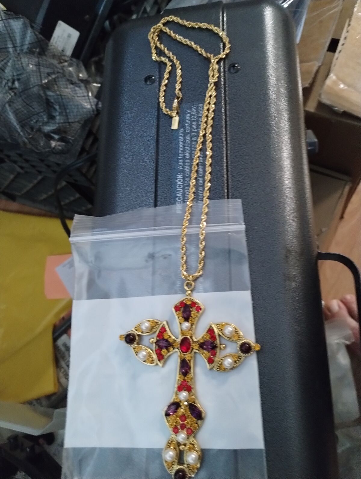 VERY NICE CROSS  CHIAN