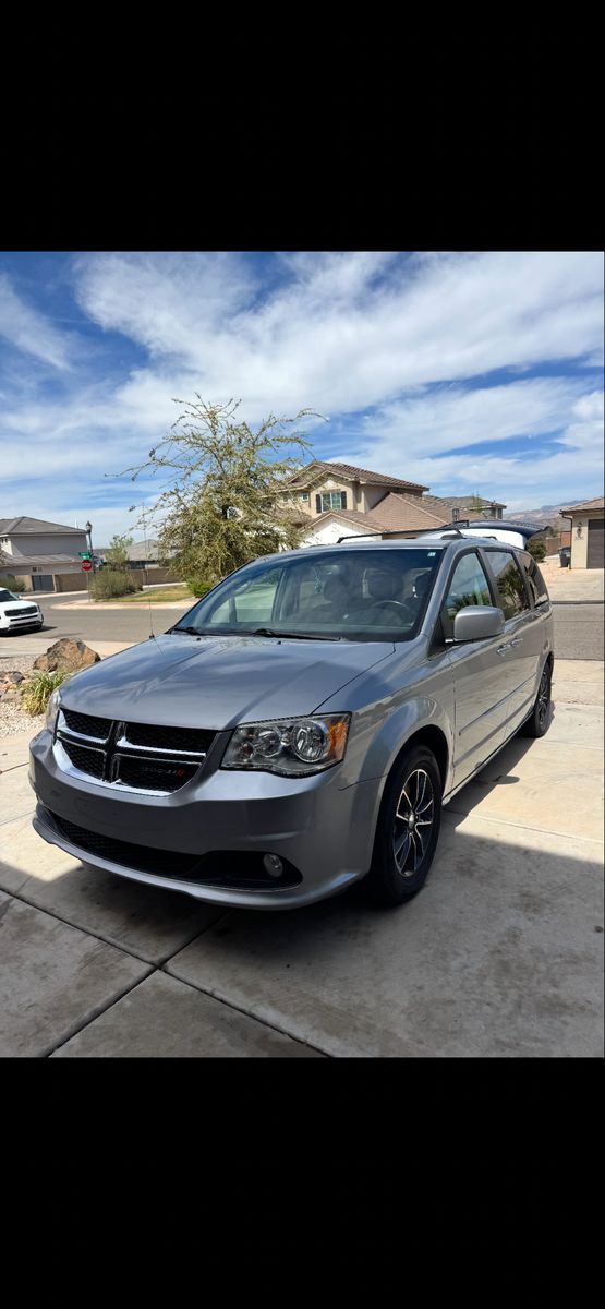 2017 DODGE GRAND CARAVAN SXT