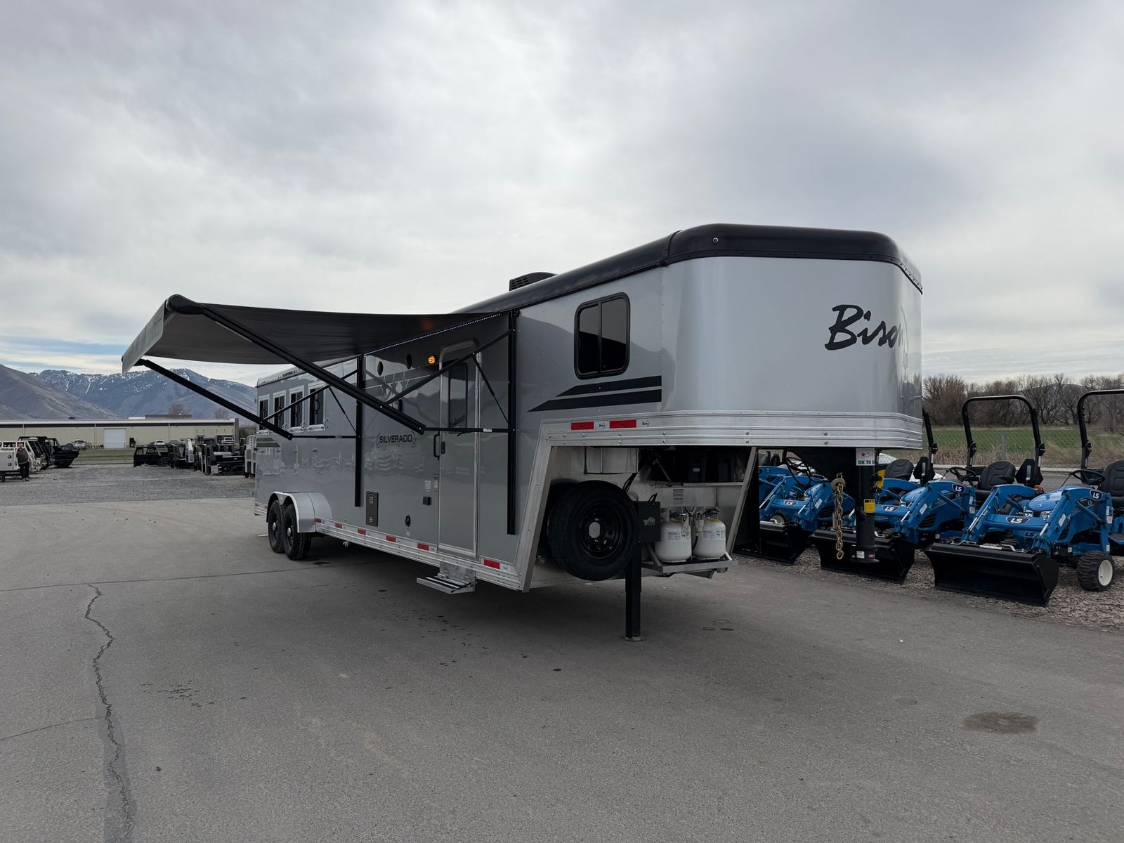 2026 Bison Aluminum 4 HR with 11' Living Quarters w/ Slide