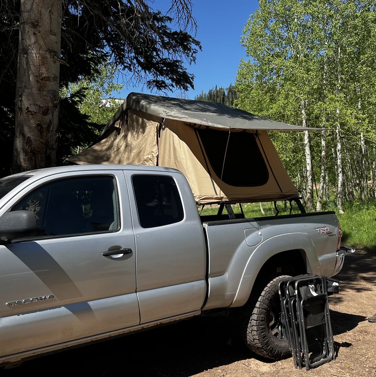 Smittybuilt Gen1 - 2 man roof top tent