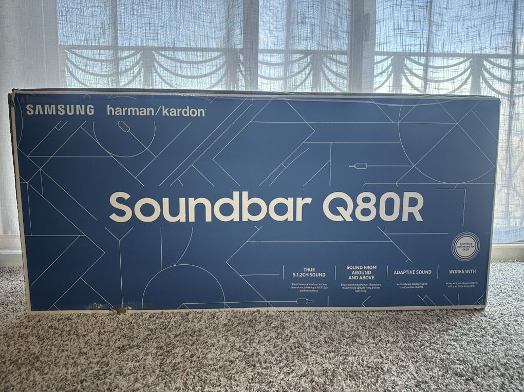 NEW Sealed Samsung Q80R Dolby Atmos Sounbar + Sub