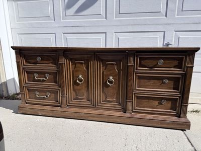 Drexel 9 Drawer Dresser + Mirror