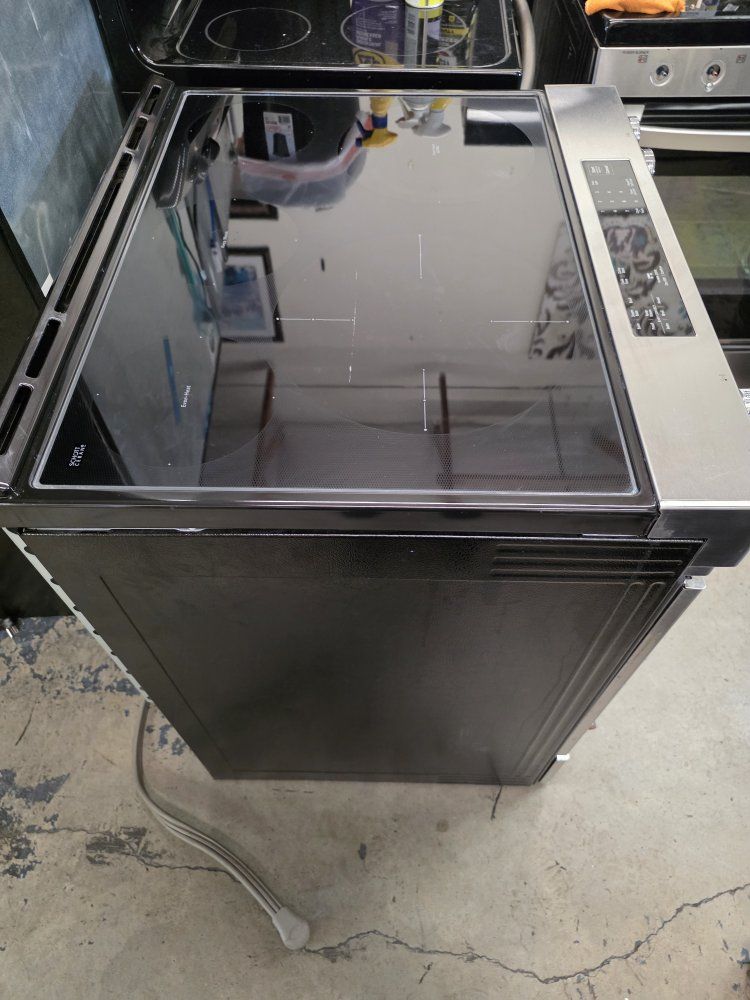 Main image 7