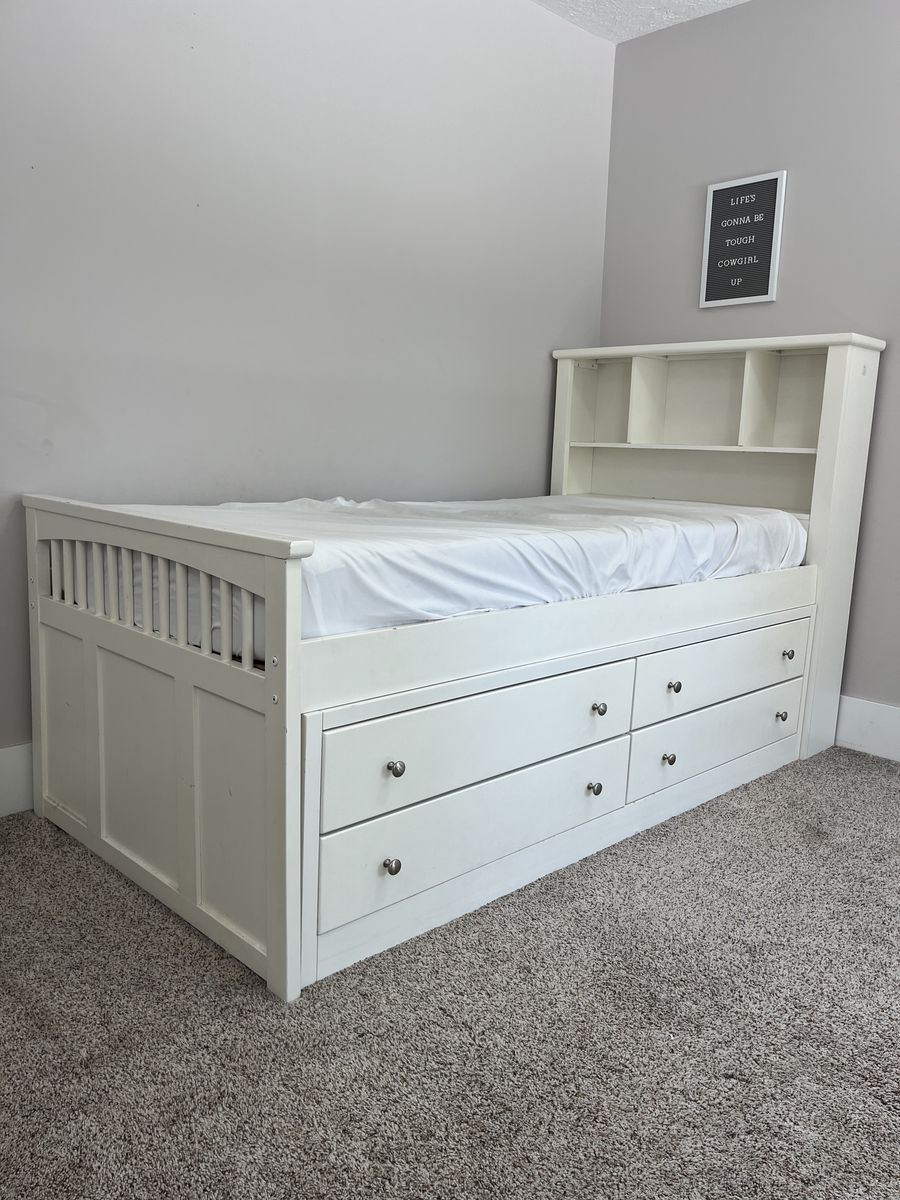 Bed Fame With Storage