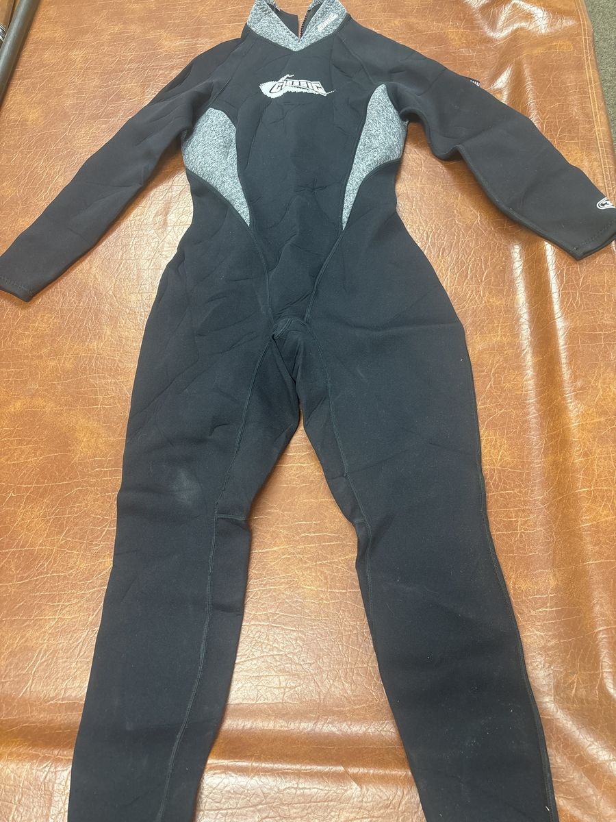 new adult full Classic wet suit