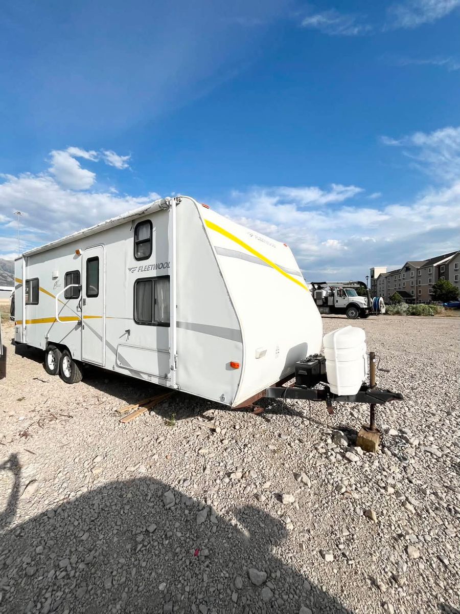 2007 Pegasus by Fleetwood Travel Trailer hybrid