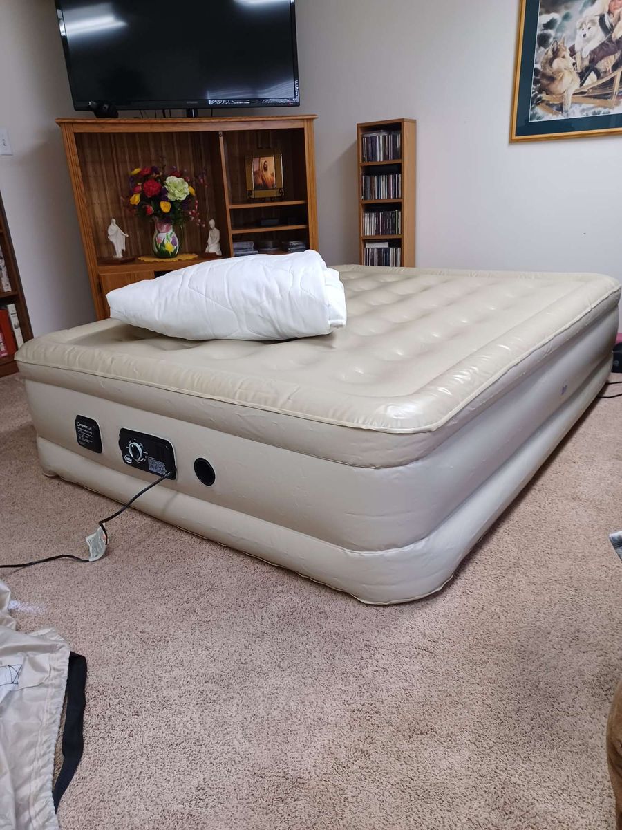 Queen Size Air Mattress
