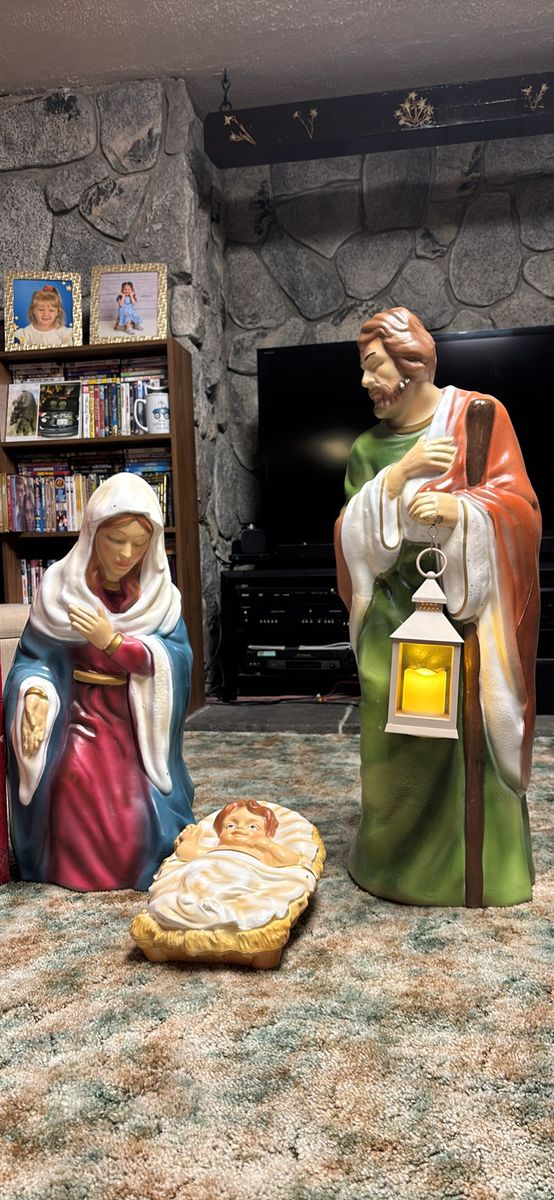 36” LED Nativity Scene 4-piece Home Accents Holiday only lantern lights up 3AAA outdoor