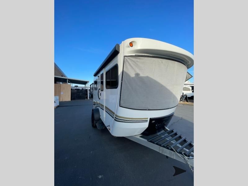 2022 inTech RV Sol Eclipse