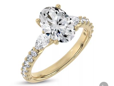 18k Yellow Gold GIA Certified 0.75ct Oval Diamond Engagement Ring & Wedding Band Set - Size 4