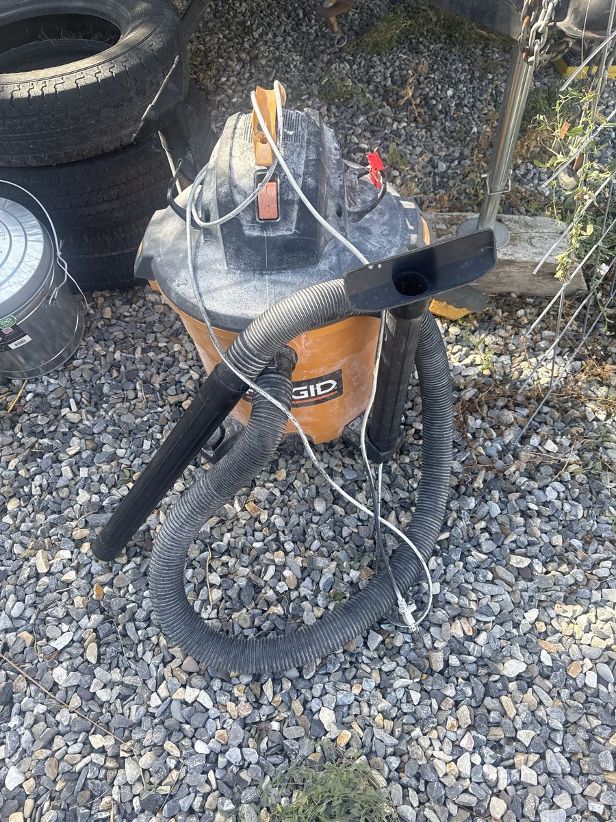 RIDGID Wet/Dry Shop Vacuum with Hose and Attachments
