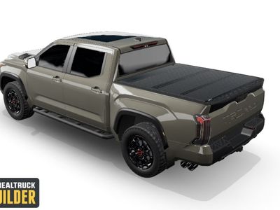 RealTruck Toneau Cover (Tundra 2022-26--5' 7 Bed)