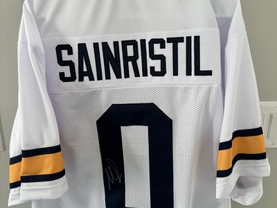 Signed Mike Sainristil #0 Jersey – Beckett Authenticated