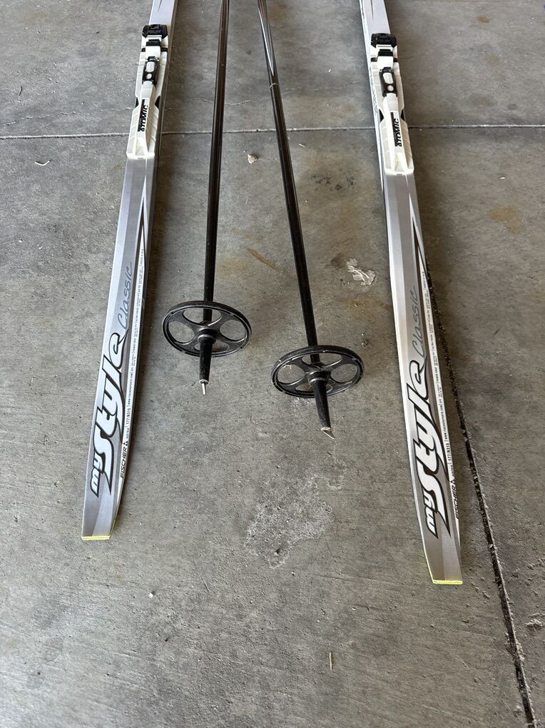 Fischer cross country skis 